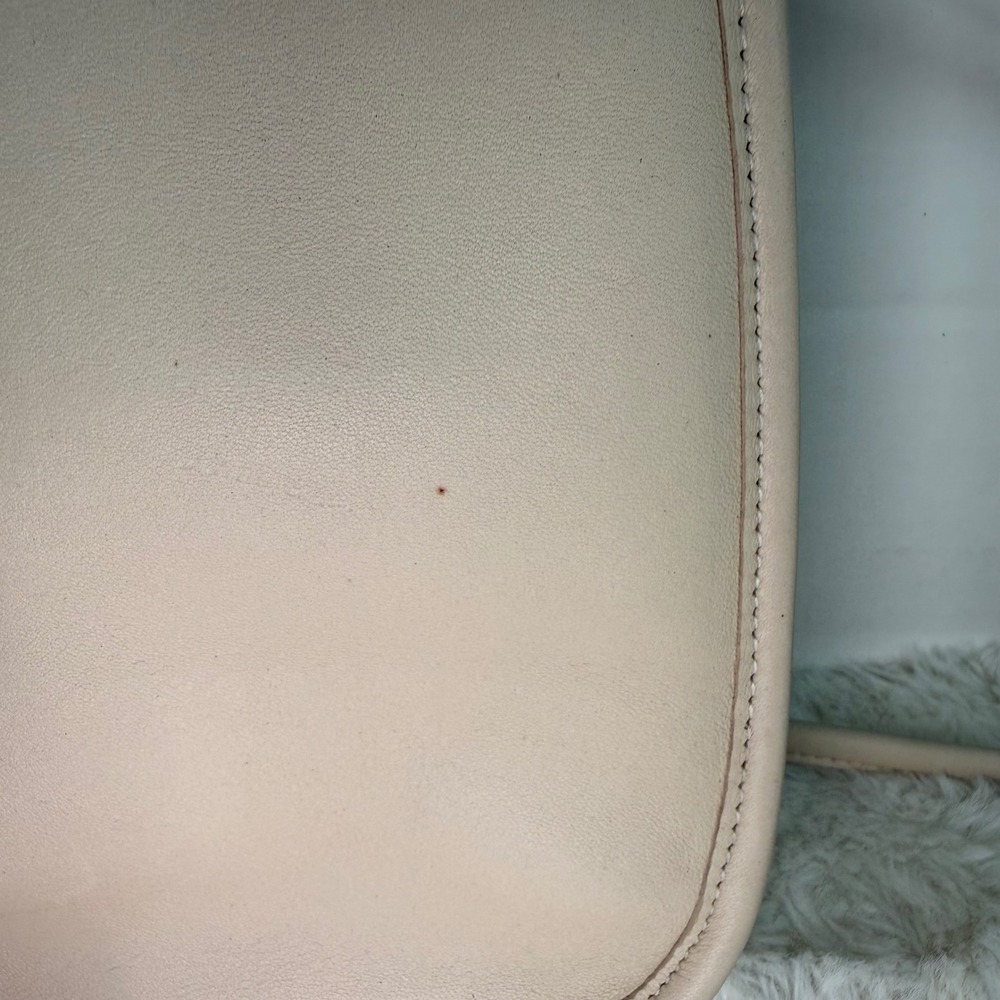 Authentic Vintage Coach Lindsay 9163 Bone USA Glove Tanned Leather Crossbody - Picture 14 of 16